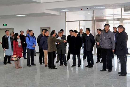 学校领导视察西山湖校区图书馆