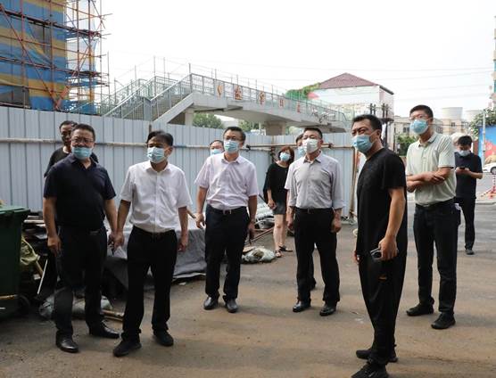 校领导深入校园施工现场检查指导