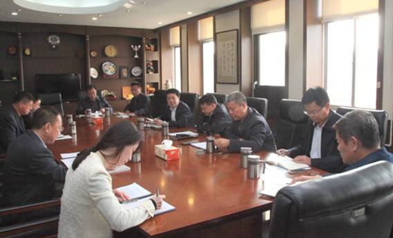 学校召开党委会议   集体讨论、交流十九大报告精神