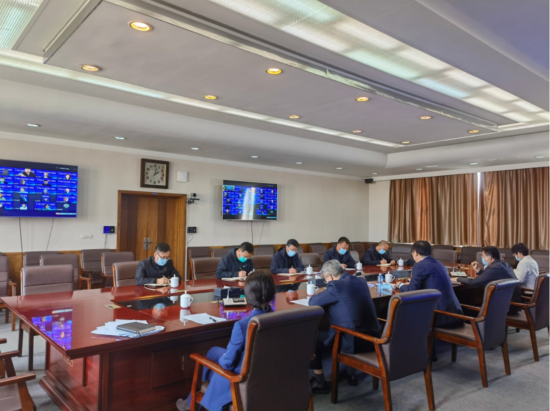 我校召开2022年度重点工作推进会