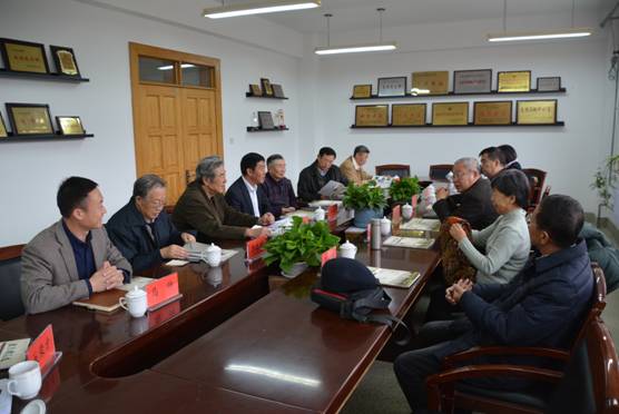 大连市老教授协会来我校调研