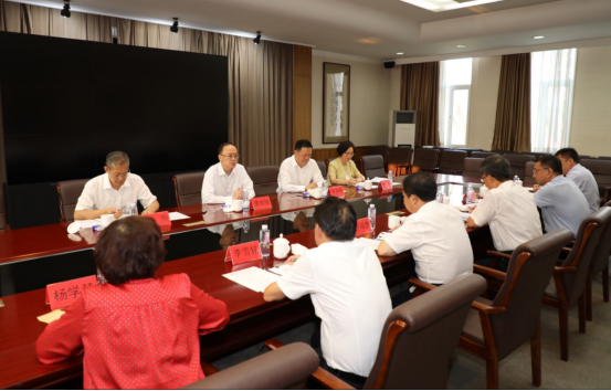 市长谭成旭到我校调研走访