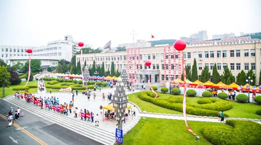 我校喜迎2017级本科新生入学专题报道一