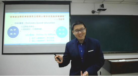 我校马克思主义学院王晓翔老师在2020年辽宁省总工会直属高校教师思政课教学大赛中喜获佳绩
