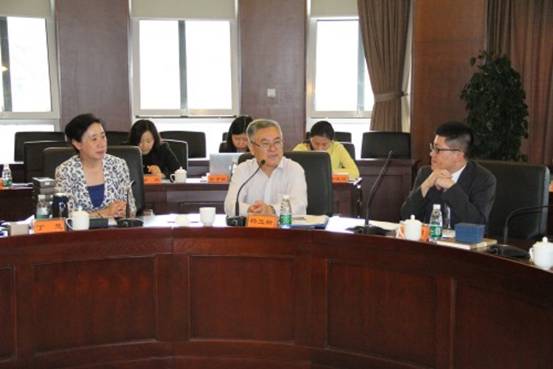 我校法学院成功举办海峡两岸民法学博硕论坛