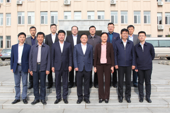 大连市沙河口区委书记郭云峰一行到我校调研