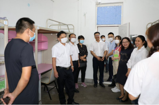 我校2020级研究生新生入学报到