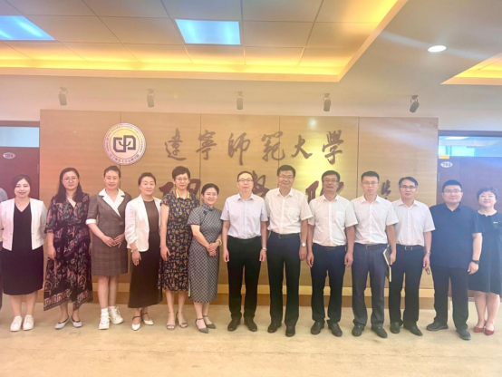 大连市科学技术协会党组书记杨代刚一行到我校调研指导