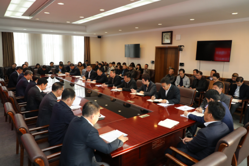 我校召开“不忘初心、牢记使命”主题教育师生意见建议反馈会议