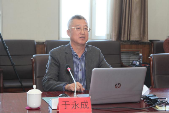 我校召开“形势与政策”课集体备课会