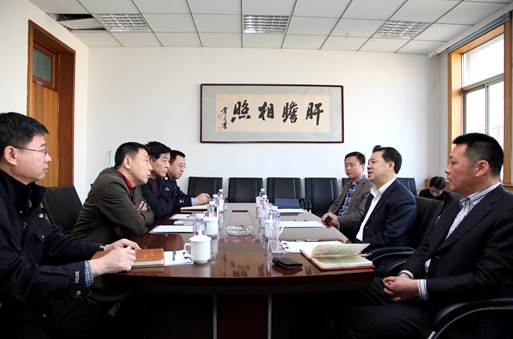 大连市公安局内保支队到我校调研
