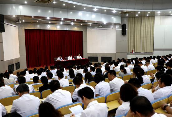 学校召开“不忘初心、牢记使命”主题教育动员部署会议