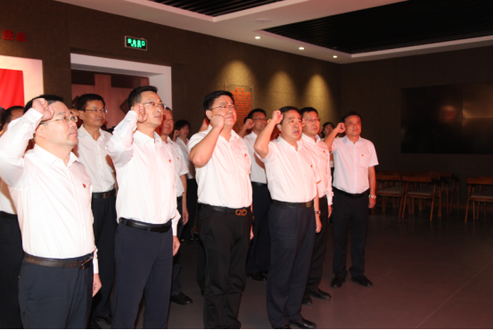 “不忘初心、牢记使命”——欧亿体育思想政治教育中心揭牌