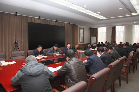 党委中心组召开会议学习《准则》和《条例》