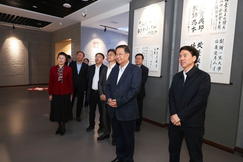 中国教育国际交流协会会长刘利民一行到我校调研